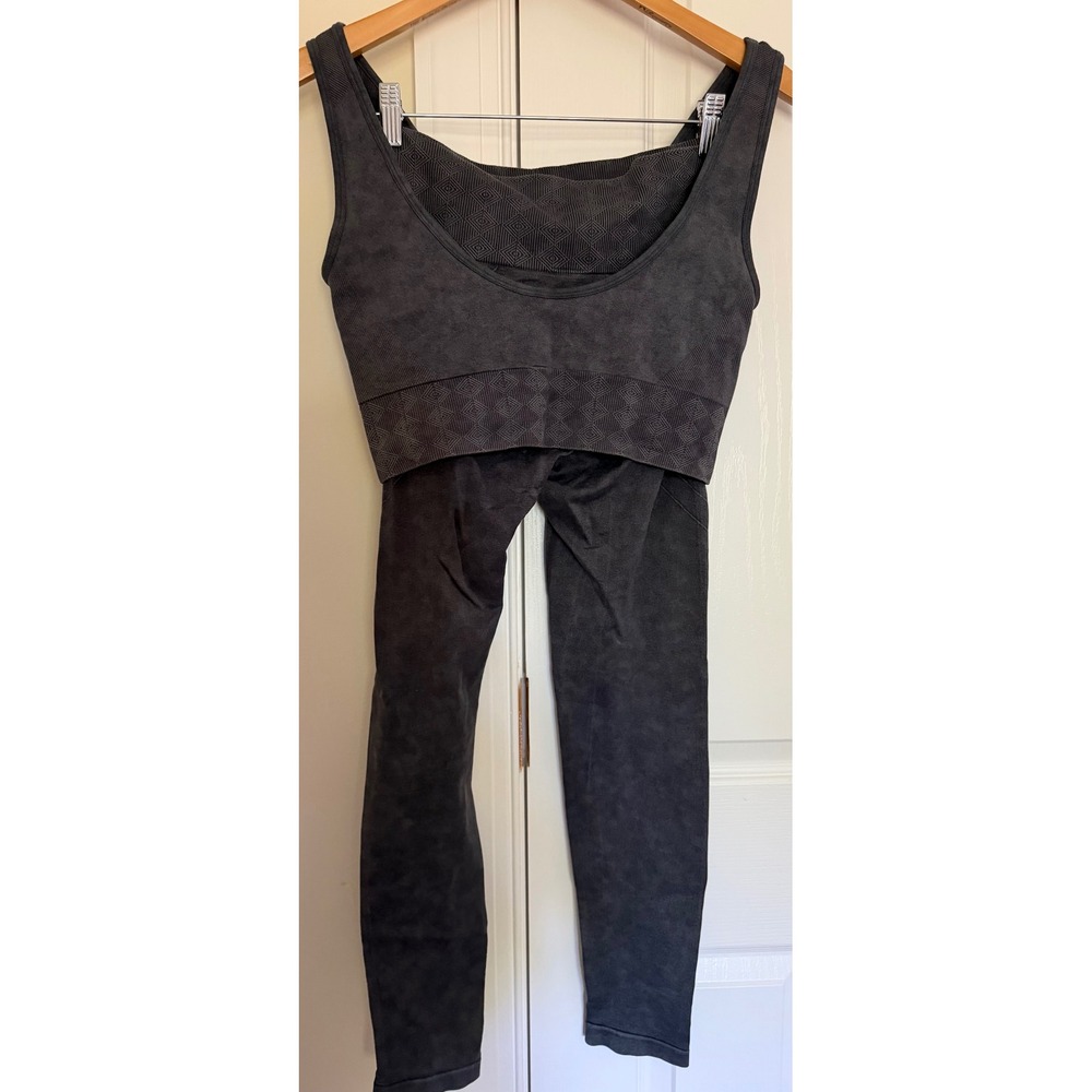Mono B‎ Mineral Wash Seamless Workout Set Black Gray APH2720 AT2719 Large